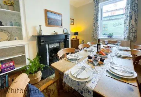 Deerness, 4star Gold Award 2024, بيت للعطل ويتبي